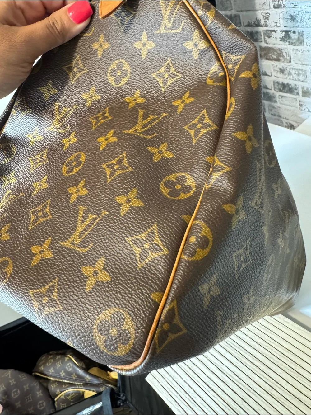 Louis Vuitton Monogram speedy 40